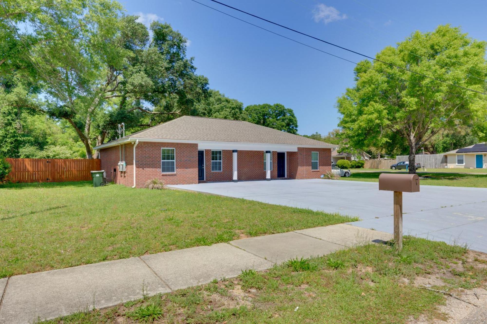 Apartamento Dog-Friendly Pensacola Duplex About 7 Mi To Downtown Exterior foto