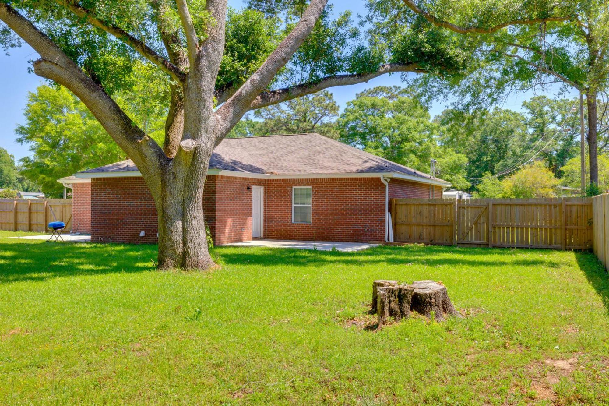 Apartamento Dog-Friendly Pensacola Duplex About 7 Mi To Downtown Exterior foto